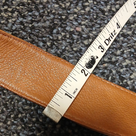 Liz Claiborne Tan Leather Messenger Bag - Picture 8 of 11